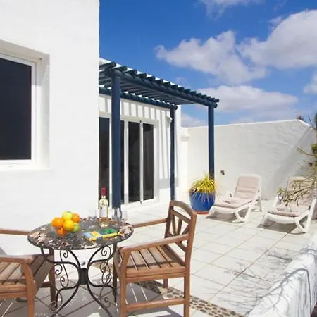 Casa *